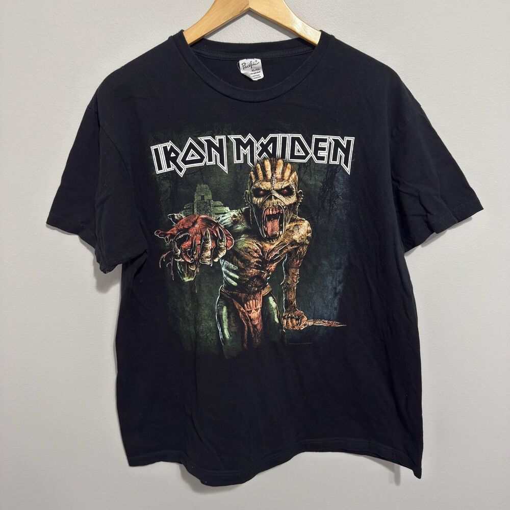 Iron Maiden 2016 Book of Souls World Tour Graphic T‑Shirt Size XL Black